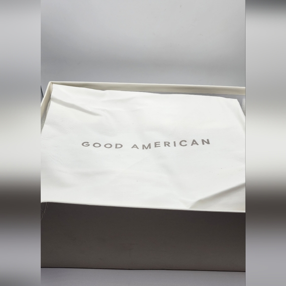 GOOD AMERICAN BLK/TERRY HEELS - Picture 9 of 9